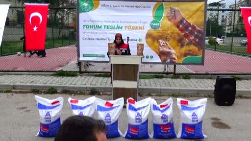 Konya’da üreticilere 318 tonluk sertifikalı nohut tohumu desteği