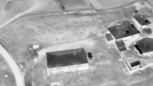 Çatıya saklanan firari hükümlü jandarmanın film gibi operasyonu ile yakalandı