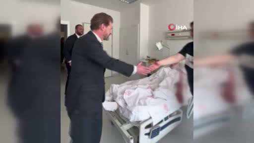 TİKA Başkanı Kayalar’dan Kuzey Makedonya’da çıkan yangında yaralanan hastalara ziyaret