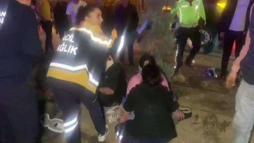 Karaman’da takla atan otomobildeki 2 kişi yaralandı