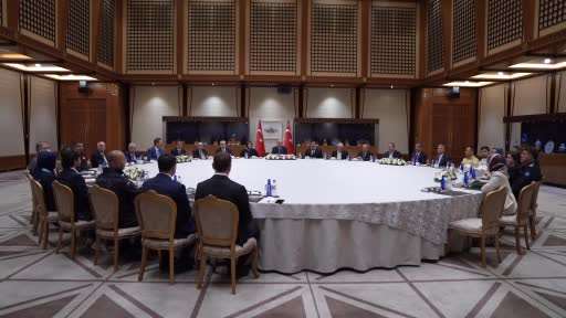 Cumhurbaşkanı Erdoğan işçilerle bir araya geldi