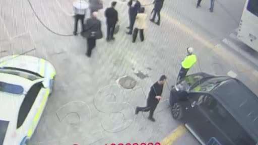 CHP’li milletvekilinin şoförü, aracı polis memurunun üzerine sürdü