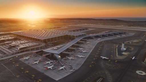 Tüm zamanların transit uçuş rekoru kırıldı