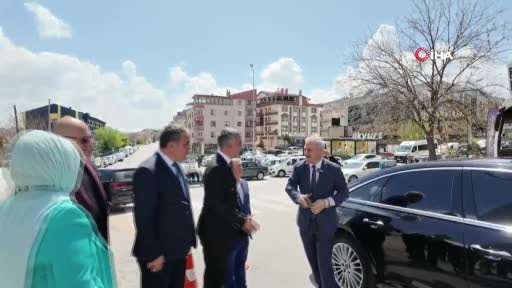 MHP’den Down sendromlu Mert’e doğum günü sürprizi