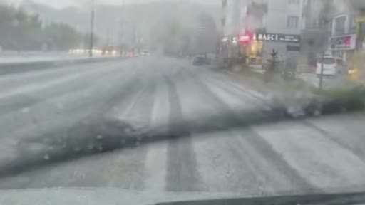 Kayseri’de dolu yağışı etkili oldu
