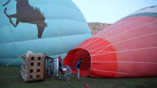 Turistler balon ile Ihlara Vadisi’ni havadan keşfediyor