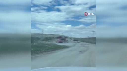 Tel örgüler arasında mahsur kalan karaca ne tarafa kaçacağını bilemedi