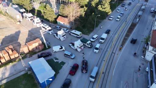 (ÖZEL) Kaybettiği ağabeyinin oğluna 15 tır ile düğün konvoyu yaptı