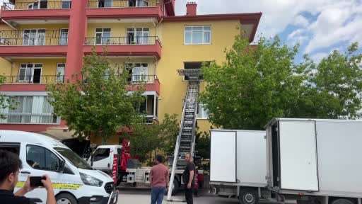 Dairesinde patlattığı doğalgaz onlarca kişiyi evsiz bıraktı