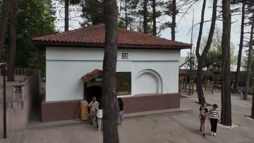 Batı Karadeniz’in fatihi Emir Karatekin Bey’in kabri asırlardır ziyaretçilerini ağırlıyor