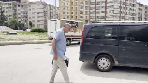 Kedisini veterinere yetiştirmeye çalışırken trafik cezası yedi, itiraz etti