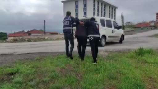’Cinsel istismar’ suçundan aranan 2 kişi yakalandı