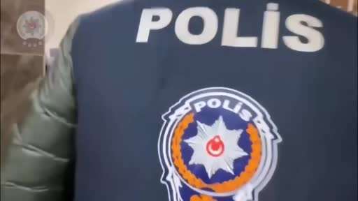 Zararlı yazılım kullanarak 156 kişiyi 3.5 milyon dolandıran 11 kişi yakalandı