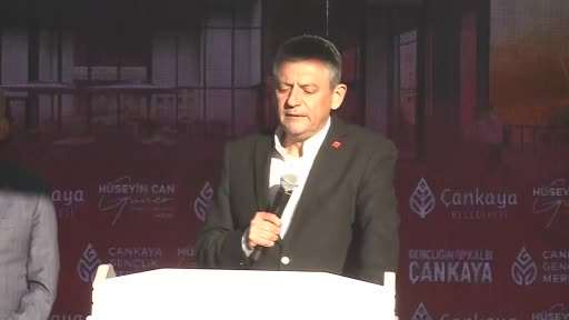 CHP Genel Başkanı Özel, Çankaya’da Gençlik Merkezi’nin açılışına katıldı