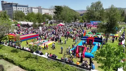 Kırıkkale’de her yaştan vatandaş 19 Mayıs şenliğinde buluştu