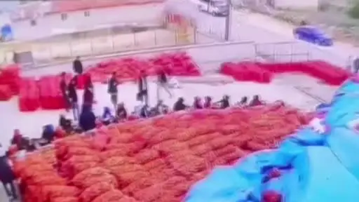 Ankara’da soğan deposundaki kavga kamerada