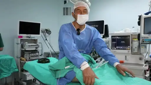 Gırtlak kanseri hasta zamanında müdahale ile sağlığına kavuştu
