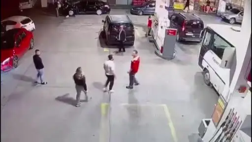 Servisçi dayağı kamerada