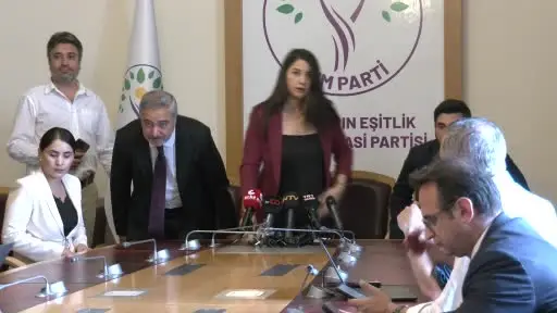 DEM Parti Adalet Komisyonu üyeleri basın açıklaması düzenledi