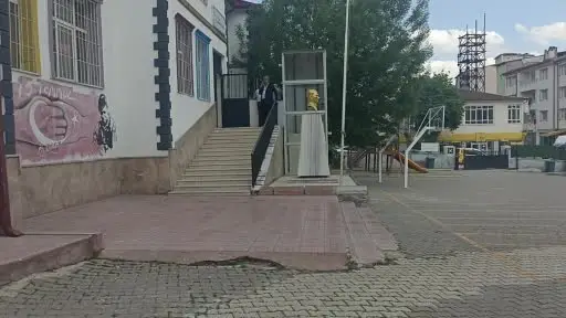 Sivas’ta muhtarlık için yeniden sandığa gidildi