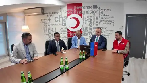 Somali Büyükelçisi kurban vekaletini Türk Kızılay’a verdi