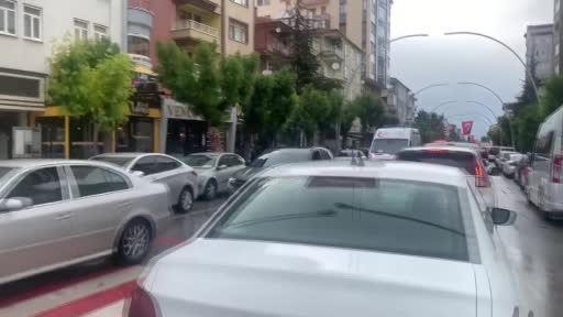 Karaman’da 15 yaşındaki çocuk yolda yürürken bıçaklandı
