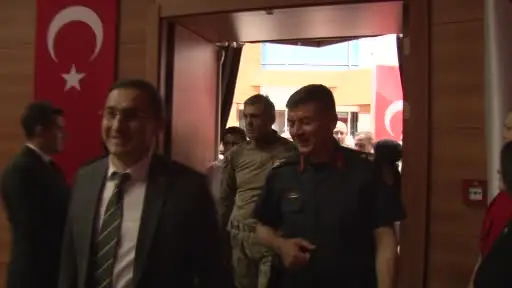 Kumar bağımlılığını tiyatro ile anlattılar