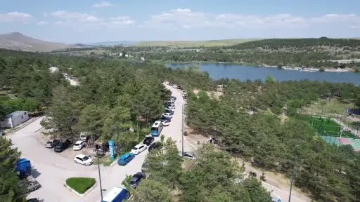 Ankaralılar Kurban Bayramı’nda Mavi Göl’e akın etti