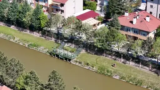 (ÖZEL) Yarım asır boyunca kilometrelerce yük taşıyan tırda şimdi leziz kahveler pişiyor