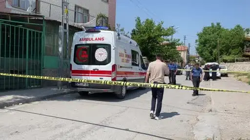 Marketten evine giderken hayatını kaybetti