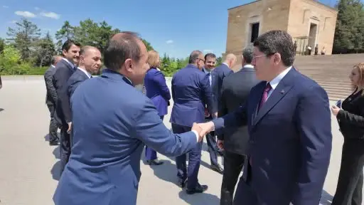 Adalet Bakanı Tunç ve HSK üyeleri Anıtkabir’i ziyaret etti