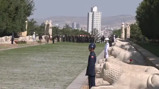 Jandarma Teşkilatı, kuruluşunun 186. yıl dönümüm dolayısıyla Anıtkabir’i ziyaret etti