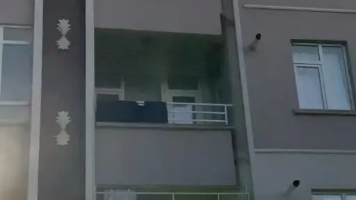 Konya’da balkondan düşen çocuk ağır yaralandı