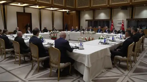Cumhurbaşkanı Erdoğan, Süper Lig’e yükselen 3 futbol kulübünün başkanlarını kabul etti