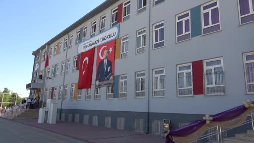 Konya’da 478 bin 791 öğrenci karne heyecanı yaşadı