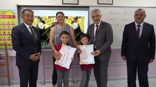 Karneler alındı, yaz tatili başladı: Öğrencilere "dijital bağımlılık" uyarısı