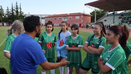 Ampute Milli Futbol Takımı, Kırşehir’de kadın futbol takımıyla hazırlık maçı yaptı