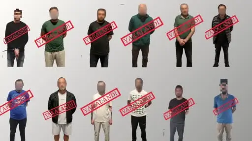 İçişleri Bakanı Yerlikaya: "Kırmızı bültenle aradığımız 11, ulusal seviyede aradığımız 1  olmak üzere 12 suçluyu ülkemize getirdik"