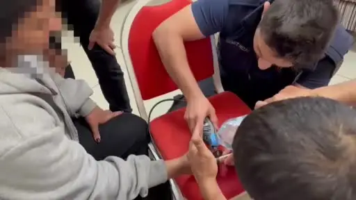 Parmağına yüzük sıkışan kadının yardımına itfaiye koştu