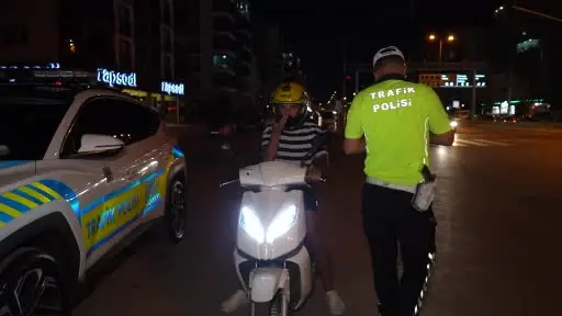 Kırıkkale’de trafik ekiplerinden motosiklet sürücülerine sıkı denetim