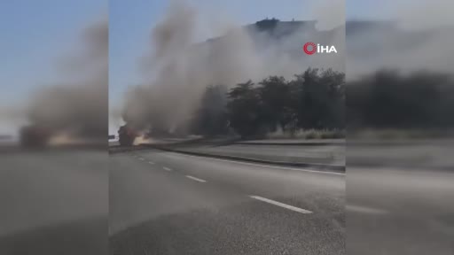 Ankara’da öğrenci taşıyan otobüs alev alev yandı