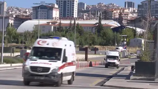 4 Gazzeli tedavi için Türkiye’ye getirildi