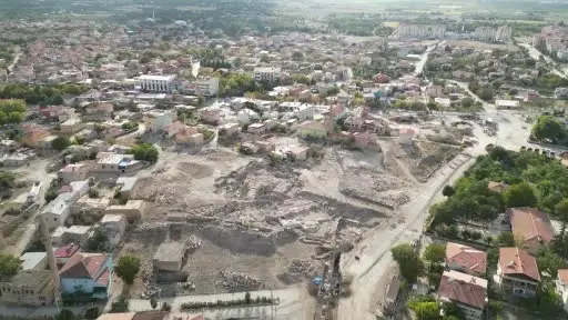 Tyana Antik Kenti’nde bin 500 yıllık vaftizhane gün yüzüne çıkıyor