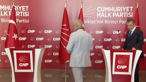 CHP Genel Başkanı Özel: "Terör örgütü silah bırakıyorsa iyidir"