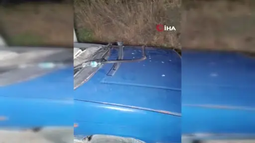 Otomobil aydınlatma direğine çarpıp takla attı: 4 yaralı
