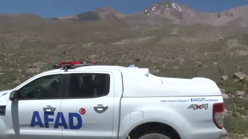 Mahsur kalan dağcılara böyle ulaşıldı
