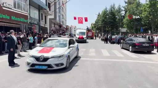 Aksaraylı şehit Özkan Özkanlı dualarla son yolculuğuna uğurlandı