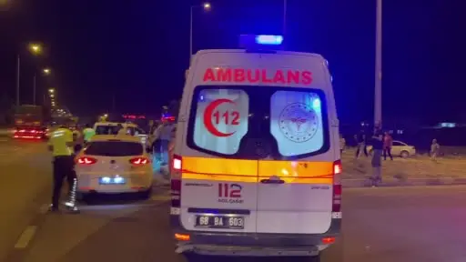 Aksaray’da hafif ticari araç otomobille çarpıştı: 1 yaralı
