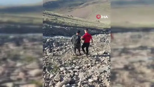 Erciyes’te 3 bin 350 metre yükseklikte mahsur kalan dağcı kurtarıldı