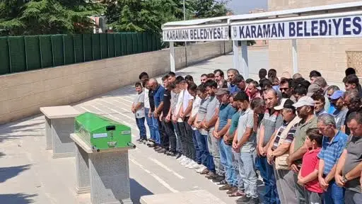 Karaman’da 5’inci kattan düşen 2 yaşındaki Miraç, son yolculuğuna uğurlandı